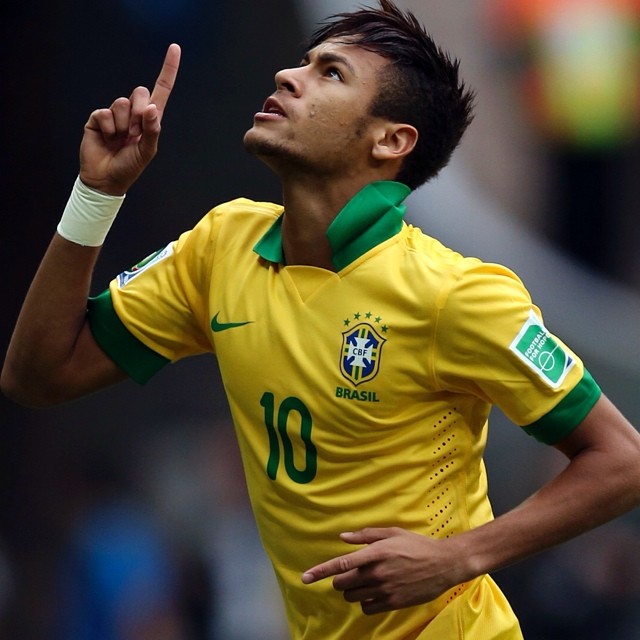 Quanto custa a figurinha do Neymar nas lojas de colecionáveis?
